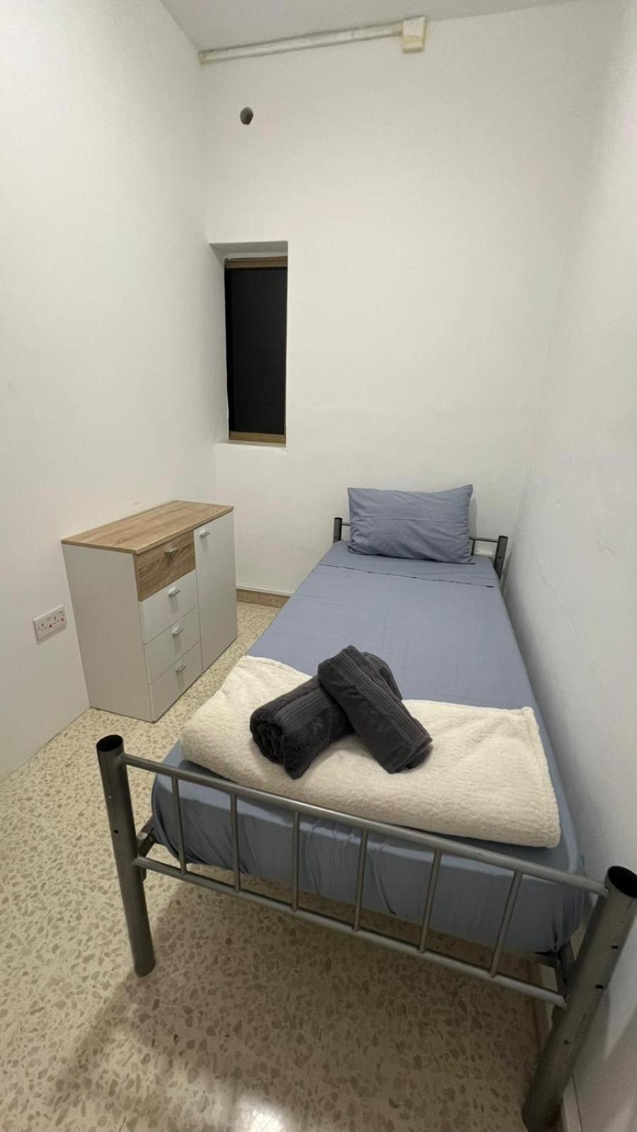 Private Room San Gwann Екстер'єр фото