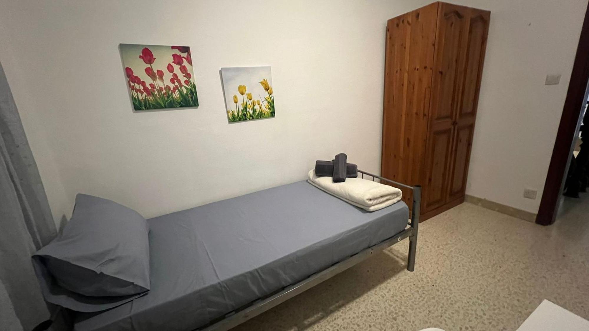 Private Room San Gwann Екстер'єр фото